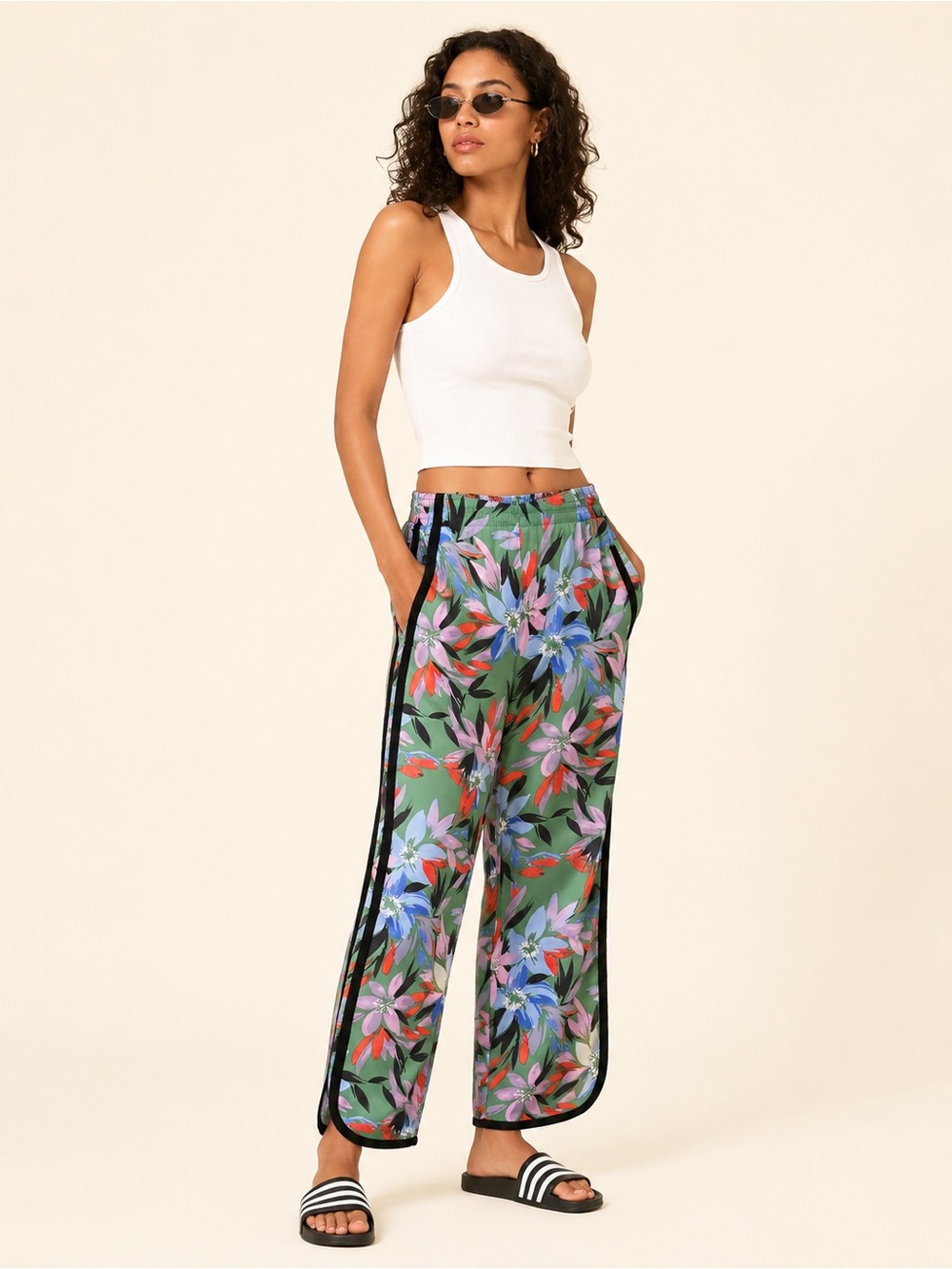 Guess Tropical Floral Track Crop Pants Side Stripe Pockets Statement Sz S